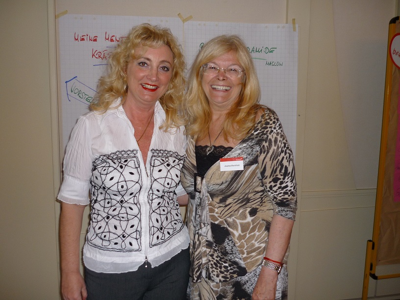Barbara Eder (links) Andrea Buchholz (rechts)